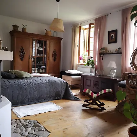 Moniowka בית חווה